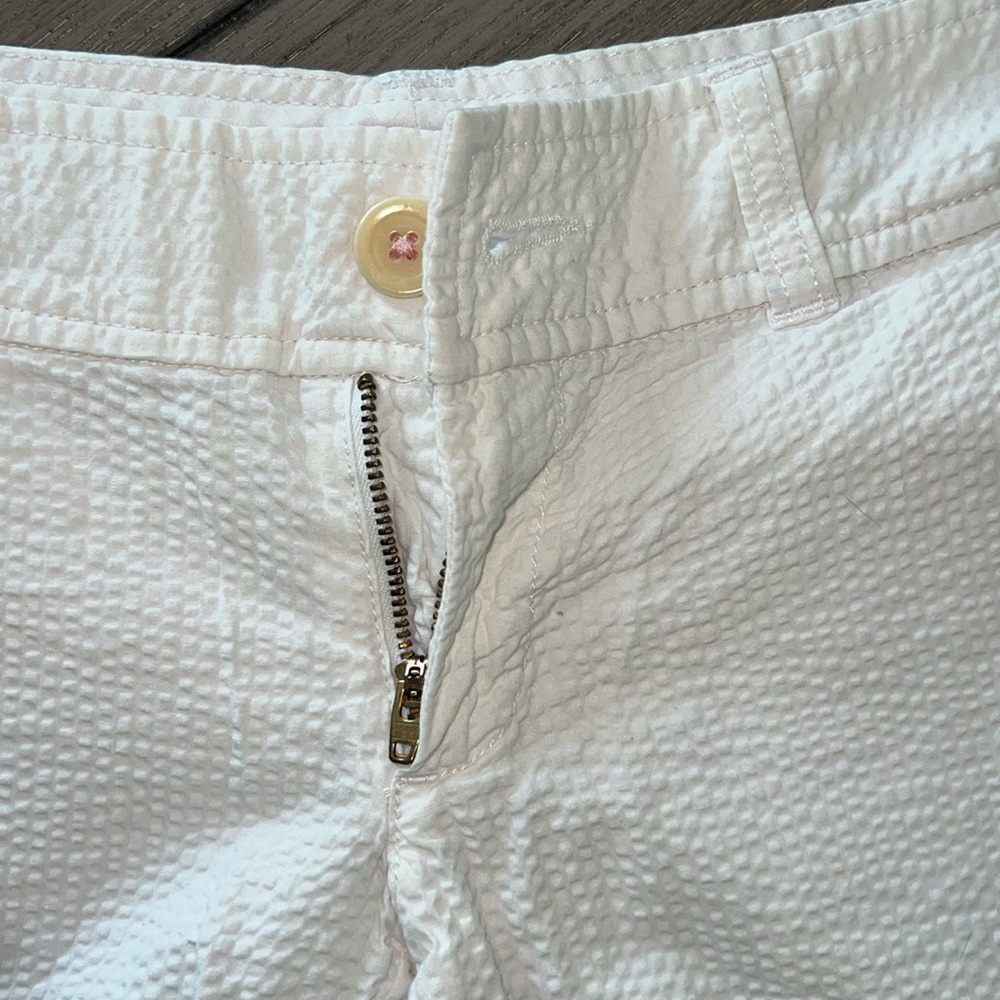 Lilly Pulitzer Buttercup Shorts - Resort White - Size 00 - Picture 2 of 4